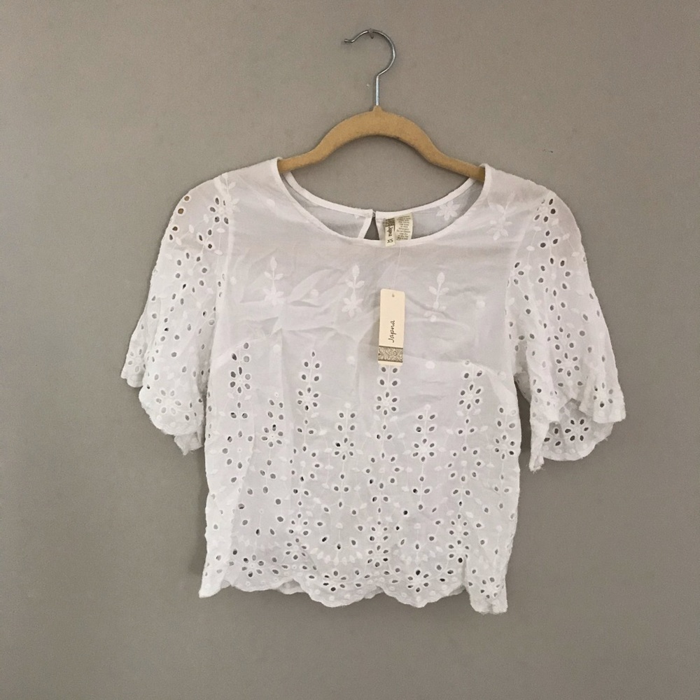 Women’s Size XS Short Sleeve Top in White New